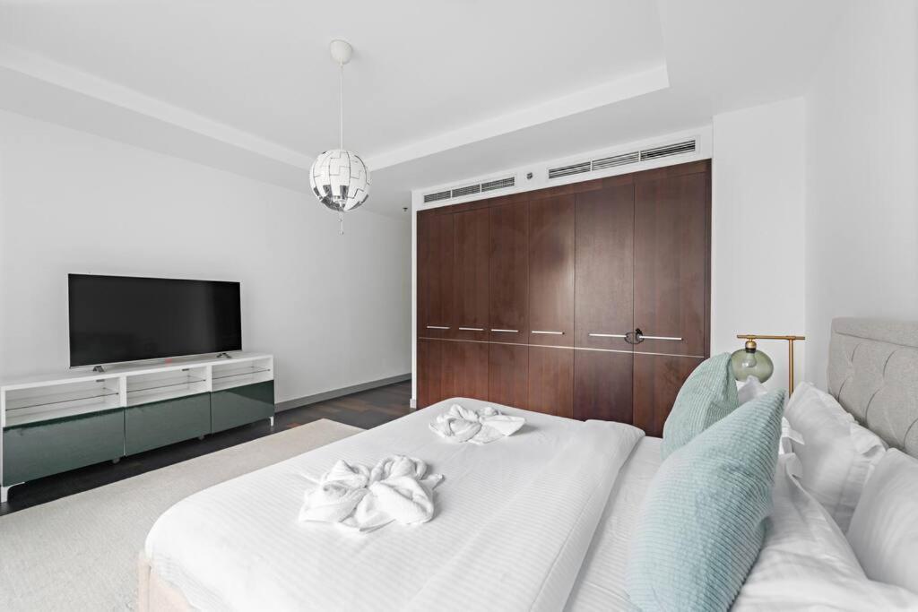 First Class 2br Luxurious Living In Difc