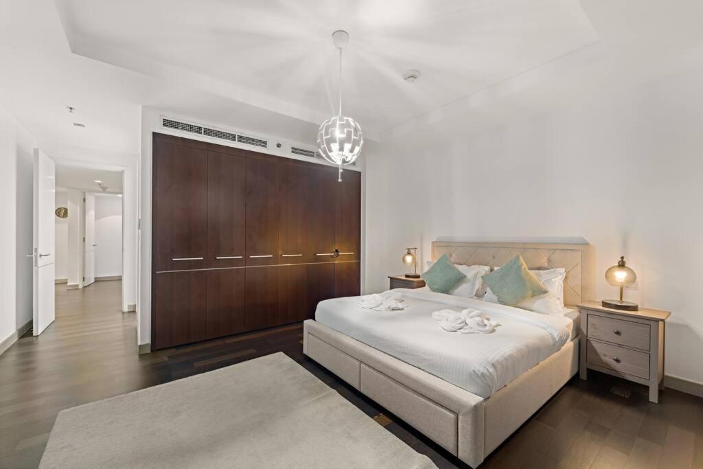 First Class 2br Luxurious Living In Difc