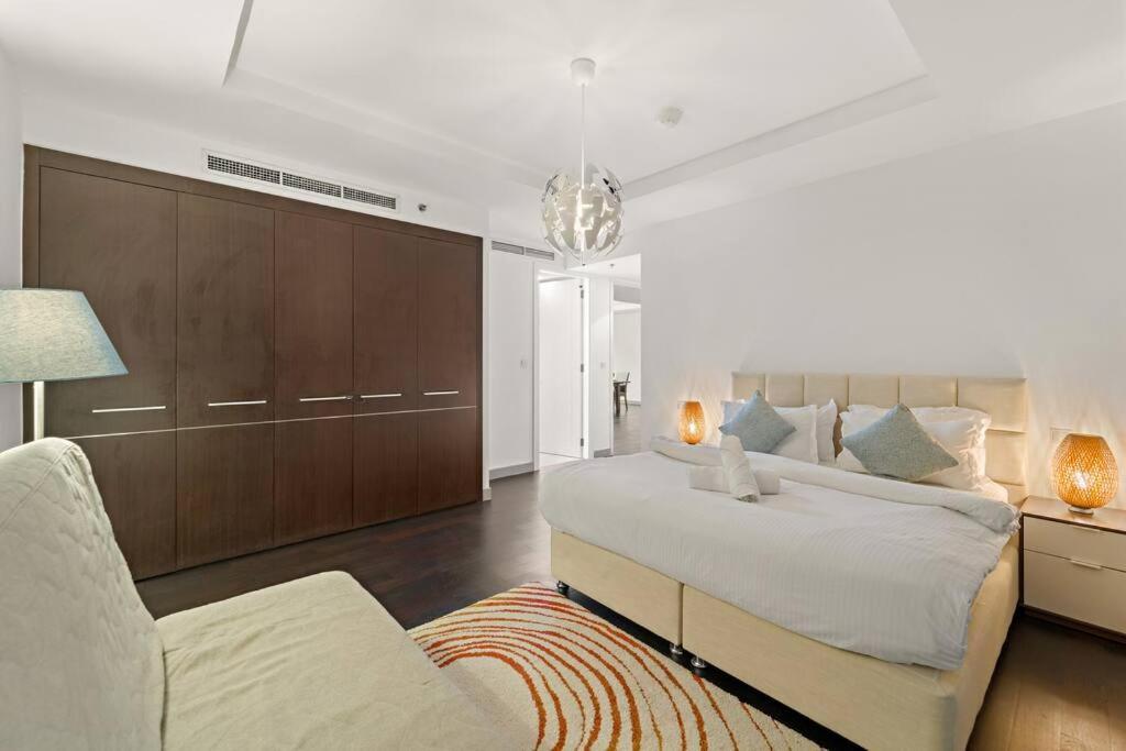 First Class 2br Luxurious Living In Difc * دبي