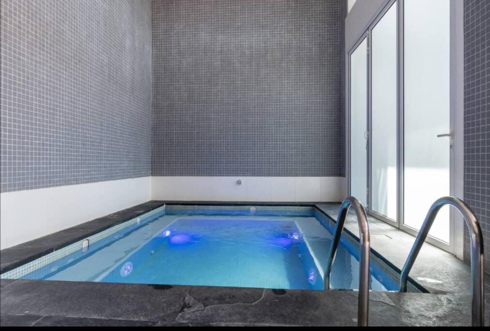 First Class 2br Luxurious Living In Difc *
