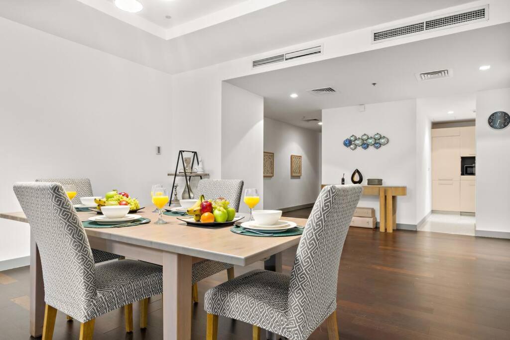 First Class 2br Luxurious Living In Difc * دبي